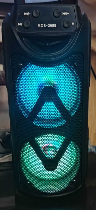 Портативна Bluetooth колонка