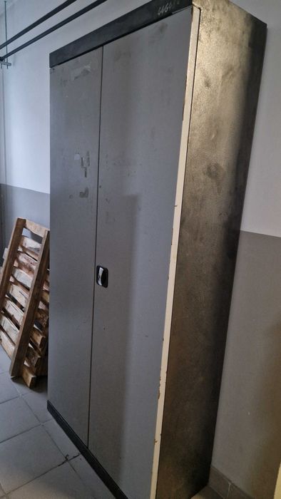 Продам 2шт - архивні шафи 2800 грн і 3600 грн