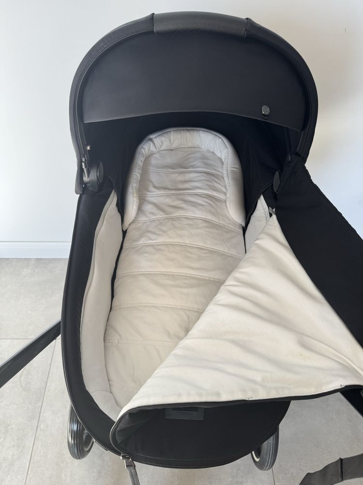 Cybex Priam 4.0 2w1 Black / Chrome Black