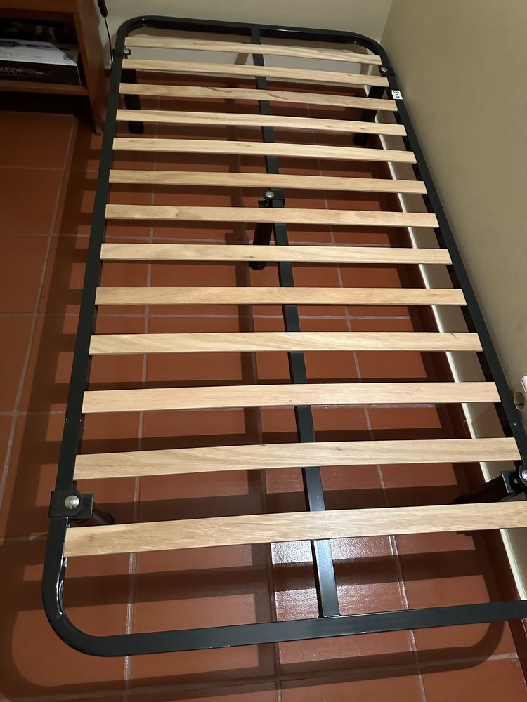 Colchao e estrado para cama de solteiro
