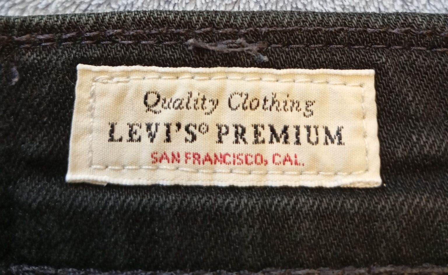 Джинси Levi's premium 512