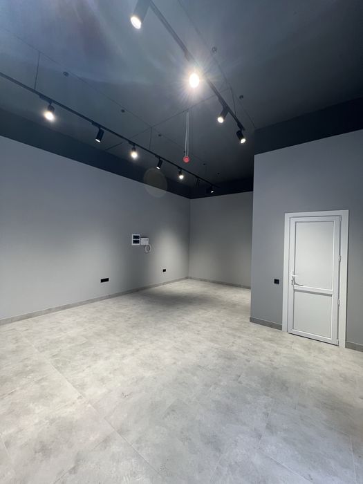 Оренда фасадного приміщення з ремонтом в новобудові ЖК Династія