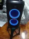 Coluna JBL party box 100