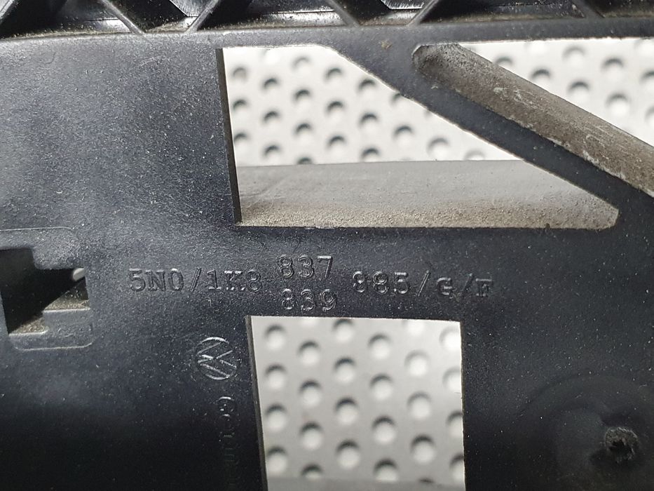 Puxador porta trás direito SEAT Ibiza IV (6J5, 6P1)