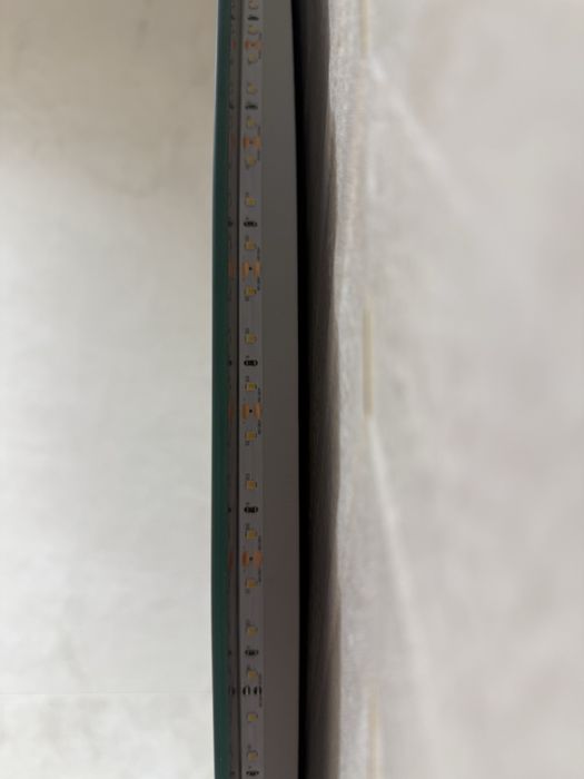 Półokrągłe lustro z podświetleniem led średnica 100 cm