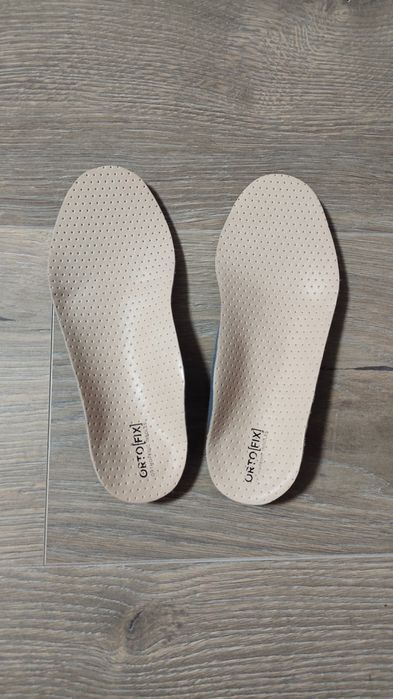 Новые ортопедические стельки. Кожа! Р:31/32,ст.-19 см