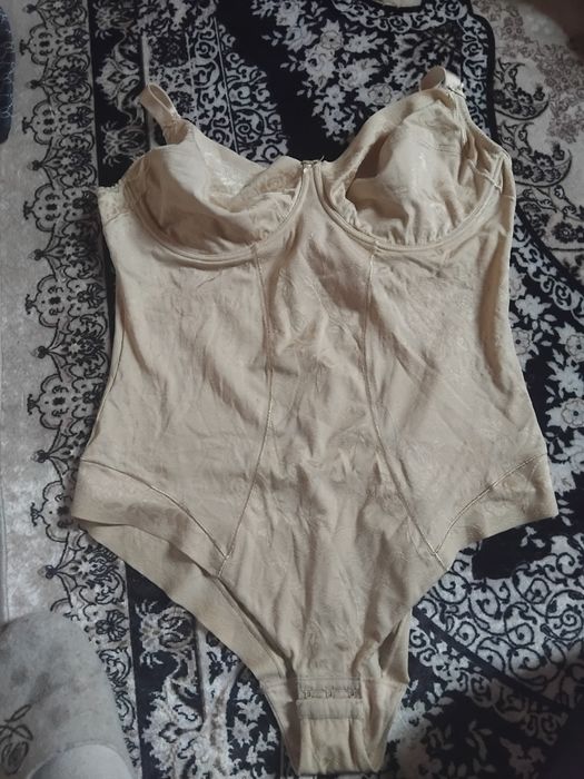 Жіноча білизна, боді