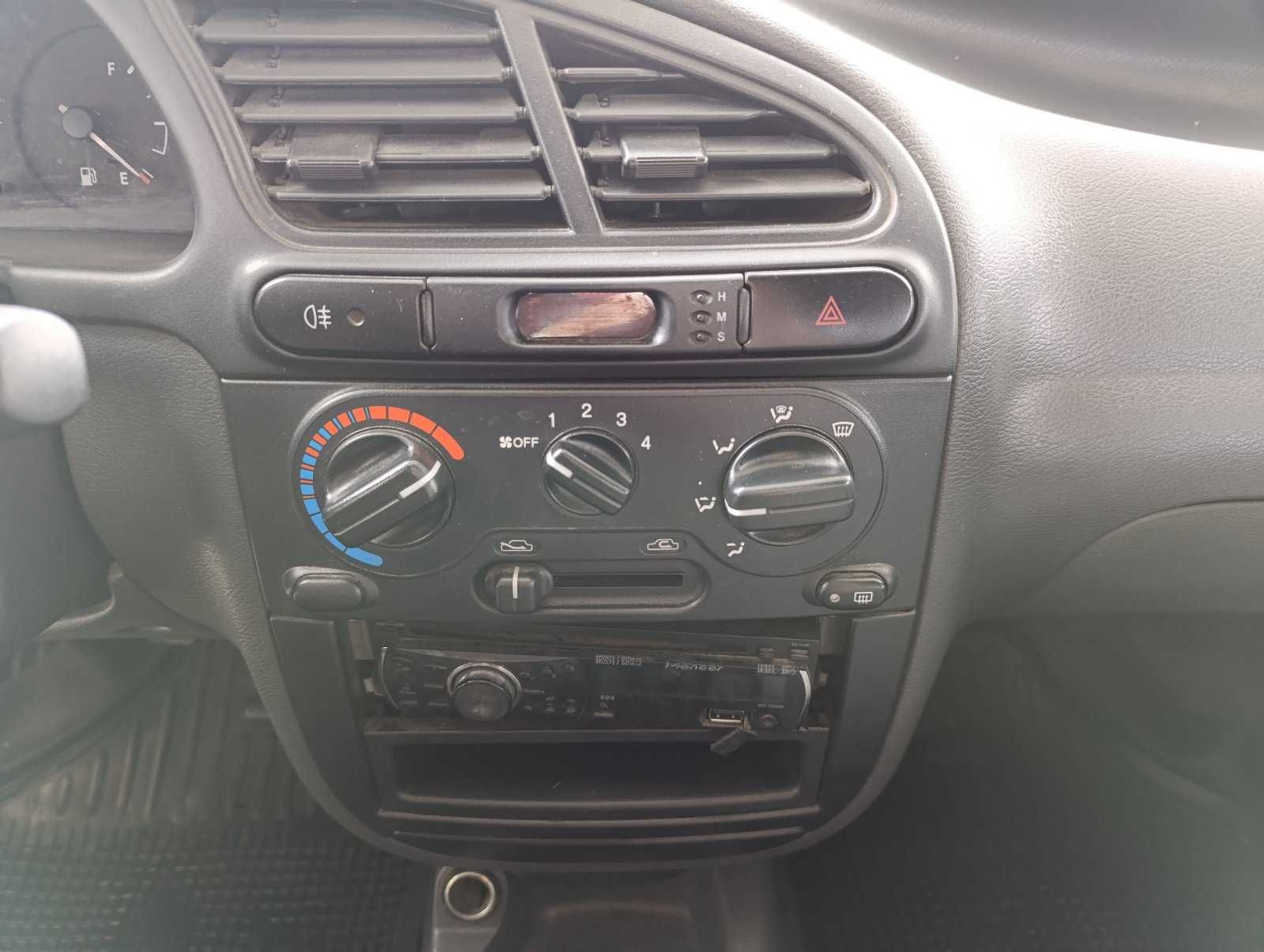 Daewoo Lanos 2010 року 1,5 л./бензин