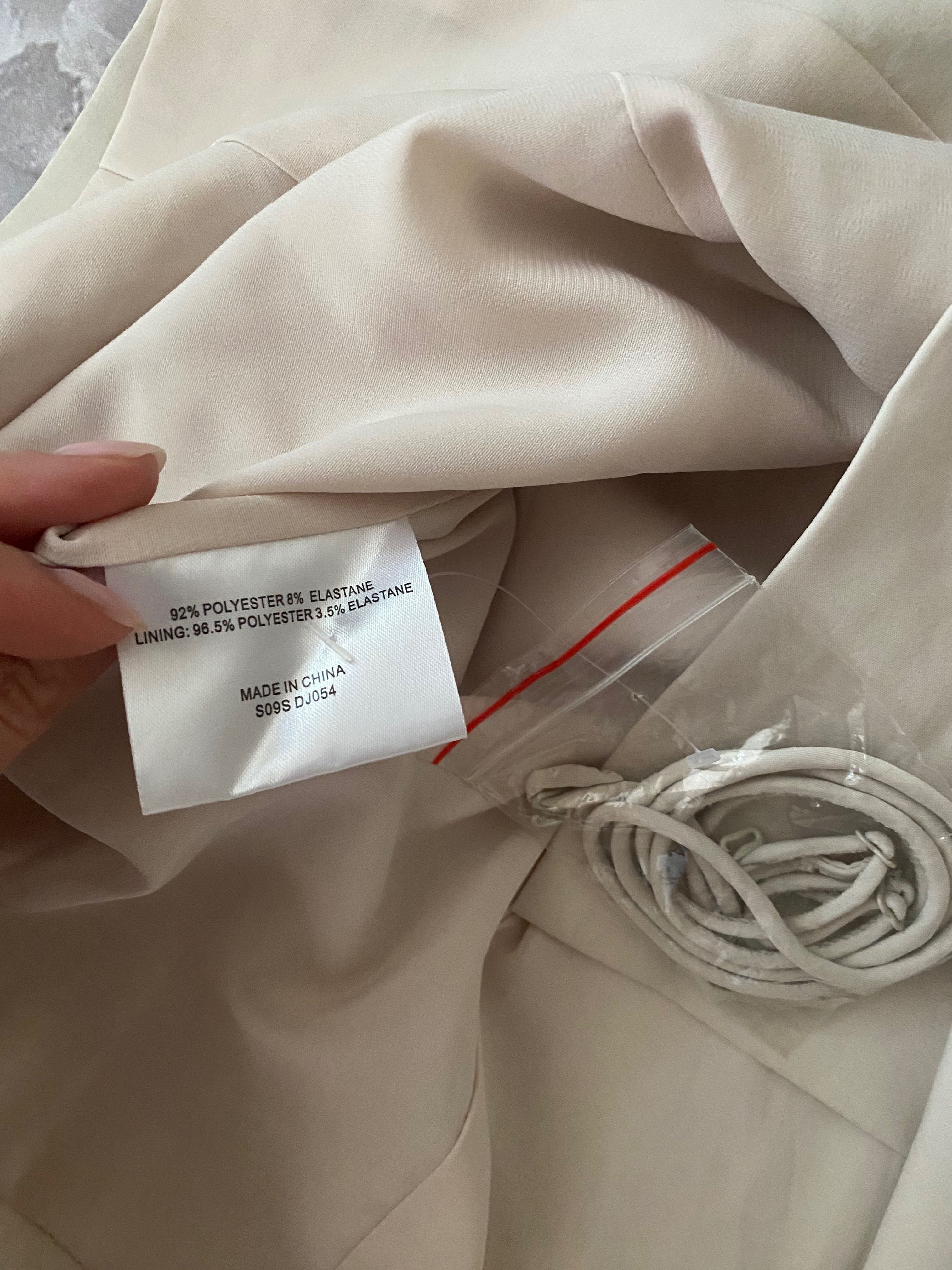 Очень красивые платье Karen Millen новое с бирками