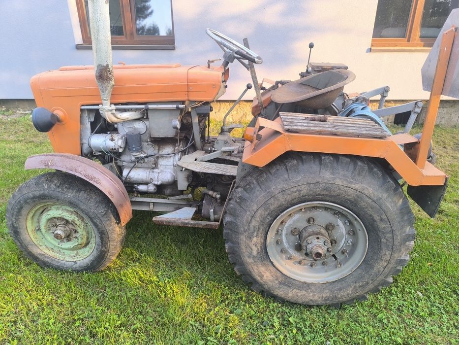 Ciągnik rolniczy sam silnik c-330 beczka gratis