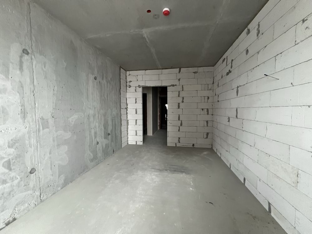ЖК Берег Дніпра, будинок зданий, ключі на руках.