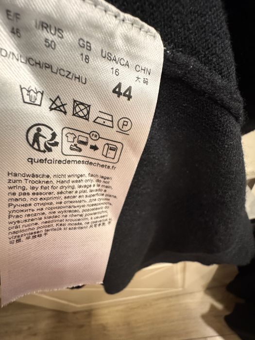 Одяг в хорошому стані