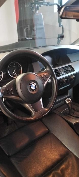 NEGOCIÁVEL - BMW 520d Touring (Nacional) – Pack M