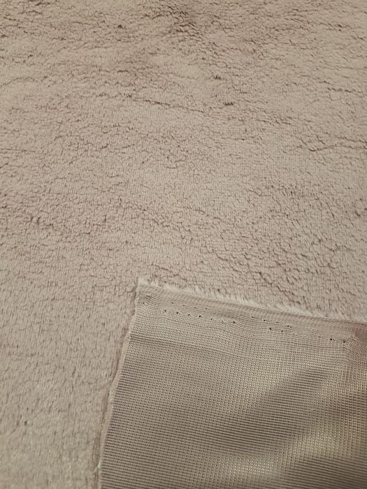 Futerko brudny róż szer.152 cm.