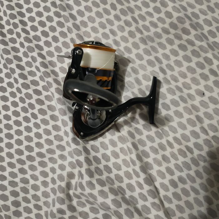 Carreto DAIWA 6000