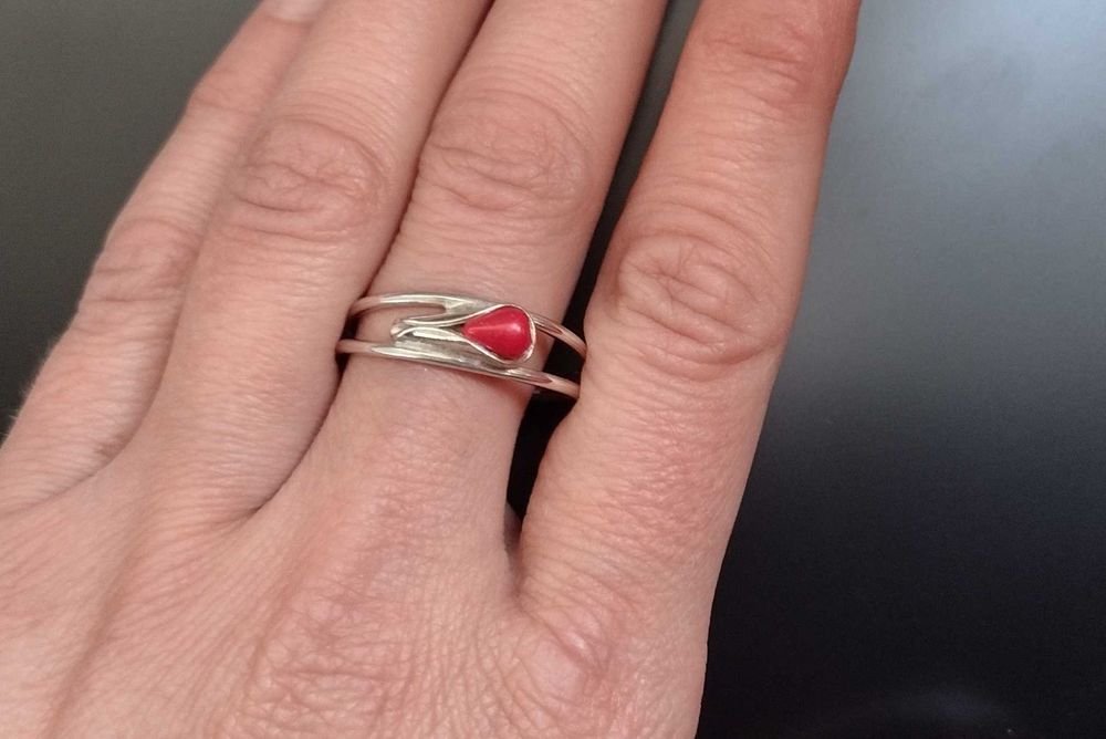 Pierścionek srebrny PĄK KWIATU p.925 R. 23