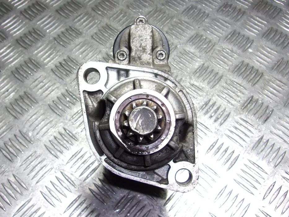 VW Bora IGolf IV Polo IV Sharan New Beetle rozrusznik 1.8T 2.3 V5 2.8 V6 3.2 R32 / 1.9 TDI