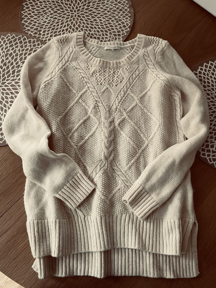 Piękny kremowy sweter Opus wełniany z moher i alpaka warkoczowy r. S/M