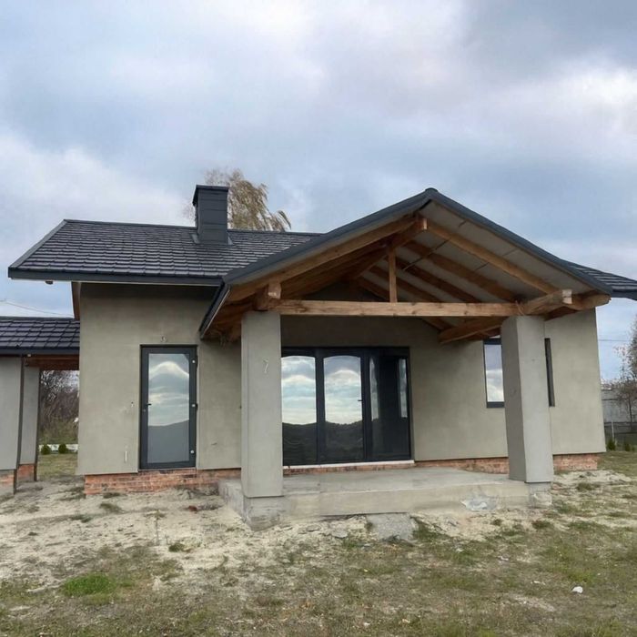 Будинок новобудова (коробка під чистову обробку)