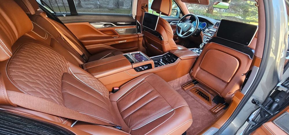 BMW Seria 7 740Ld long executive  salon Polska