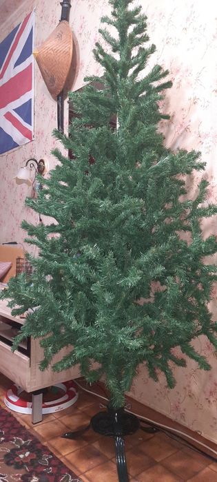 Ель искусственная 1.8