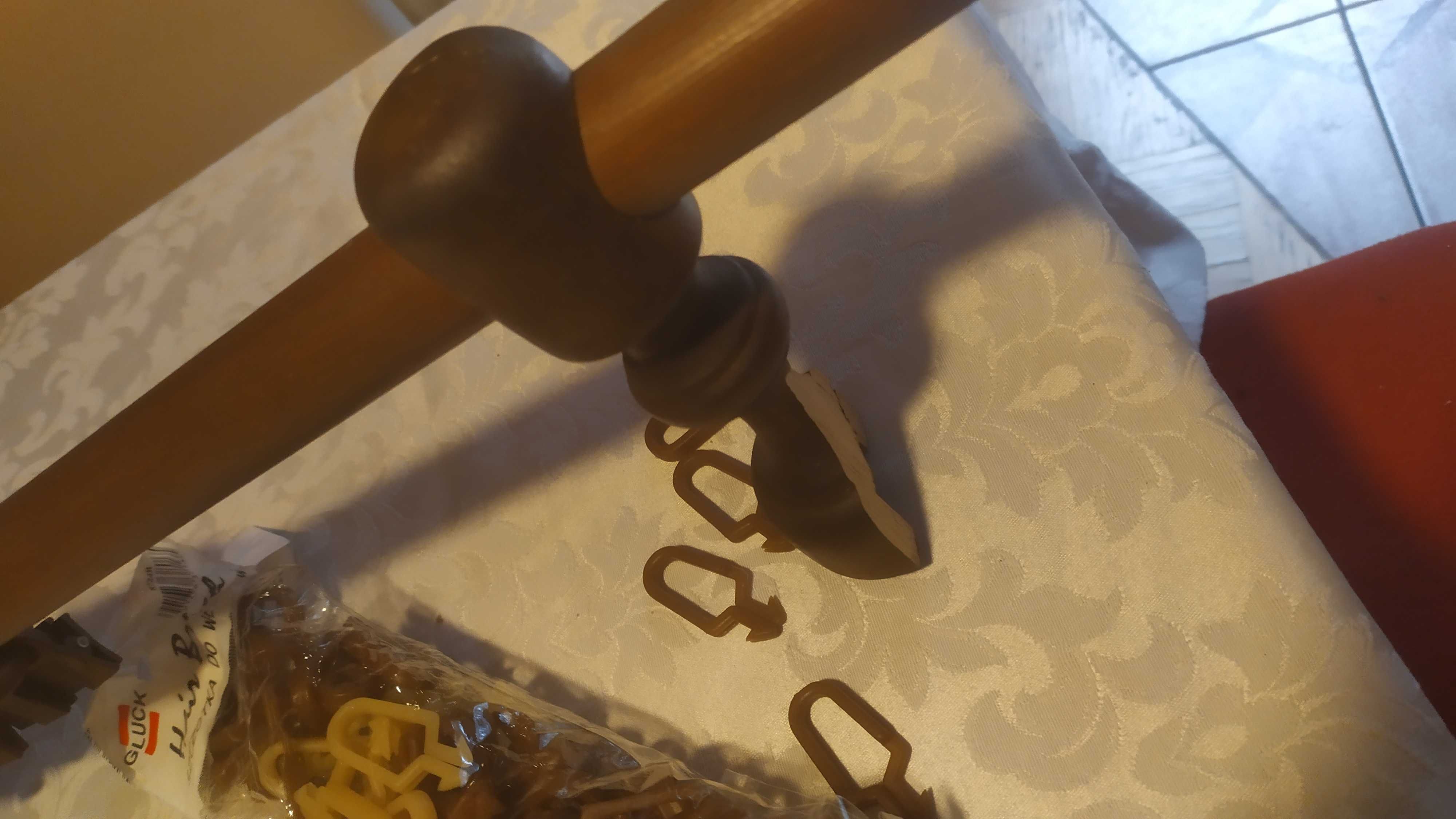Zestaw drewnianych kółek do karniszy 66 szt. "Bojanek"