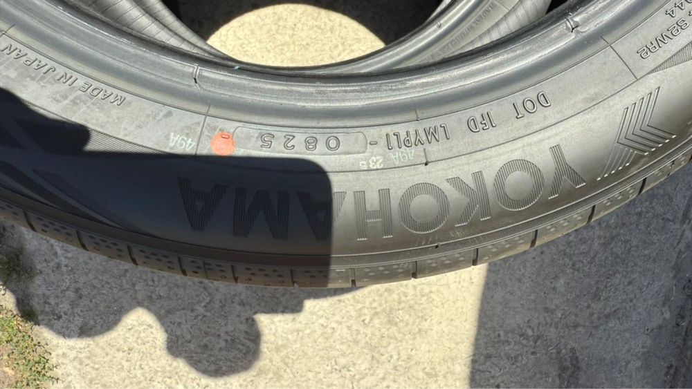 Продам резину  r17.  215-55-17