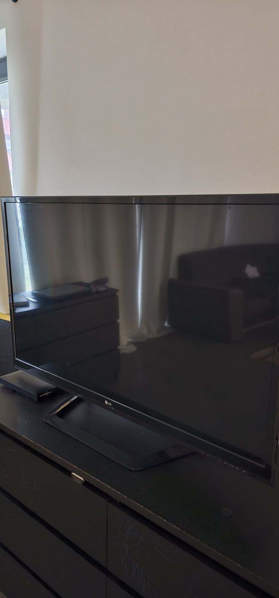 Telewizor  LG 47LM615S LED