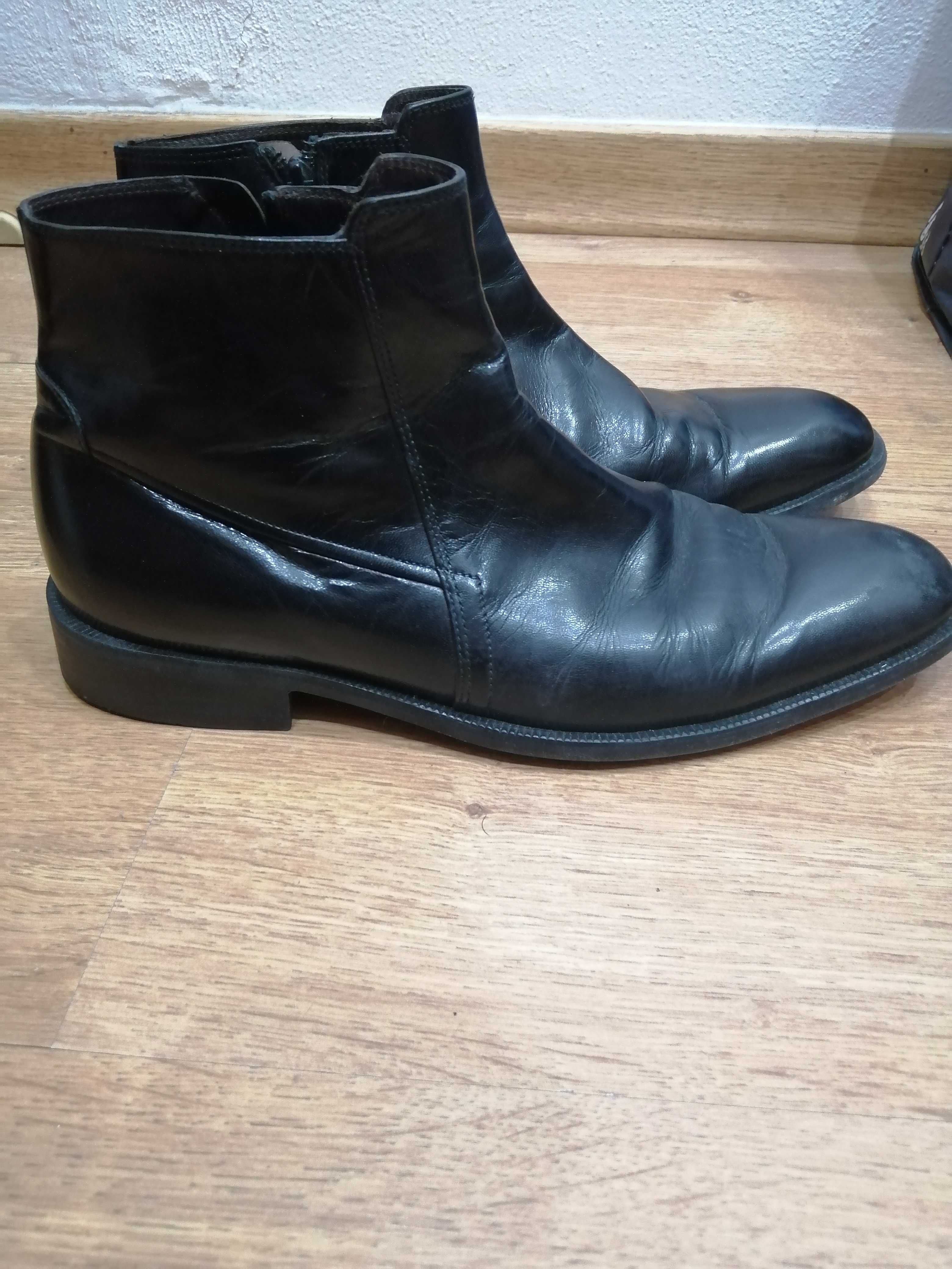 Chelsea boots em couro