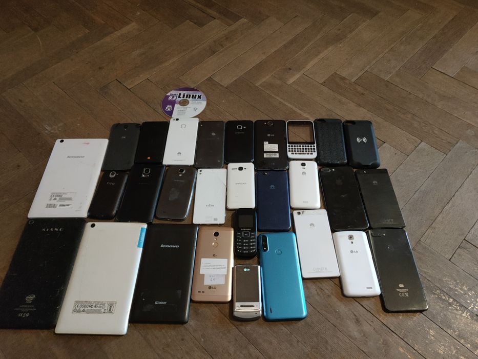 Jest wiele różnych telefonów