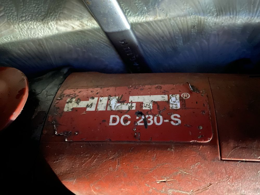 Болгарка 230мм угловая шлифмашинка HILTI DC230-S бу в отл рабочем сост