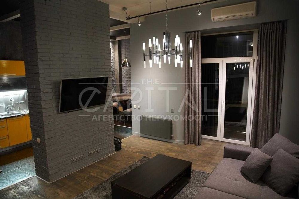 Аренда Квартира  ул. Андреевский спуск  Подол  Киев