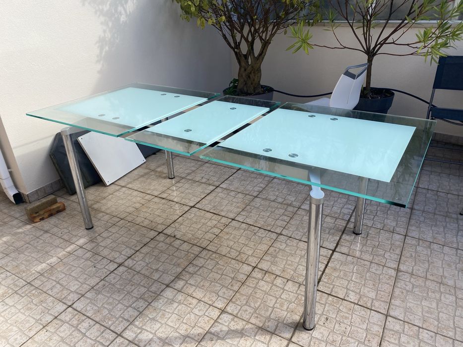 Mesa de vidro extensivel + cadeiras