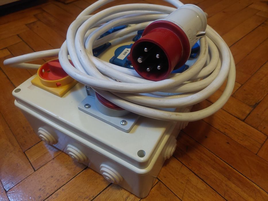 Розпридільний бокс,подовжувач 32А