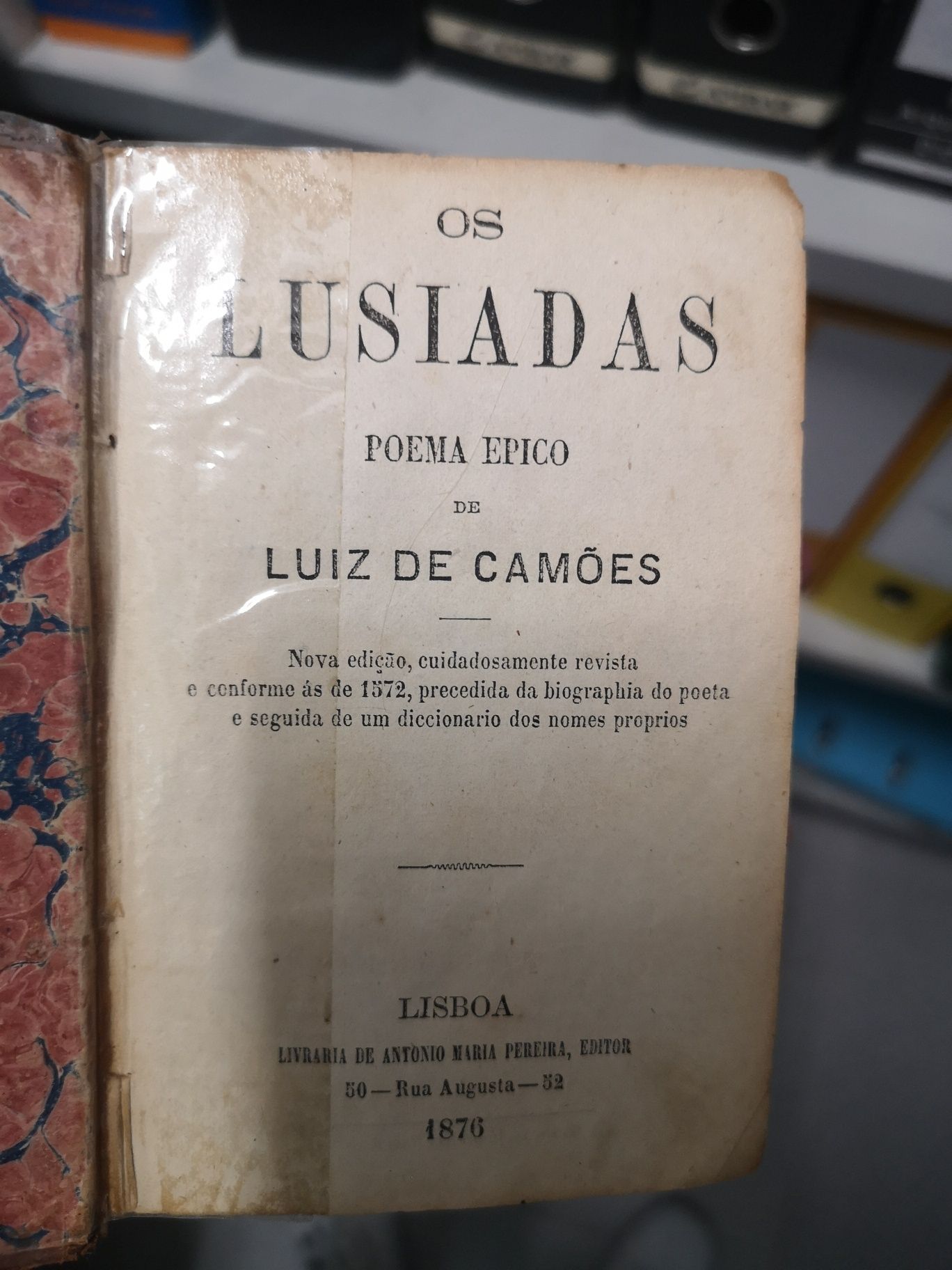 Livro dos lusíadas muito raro.