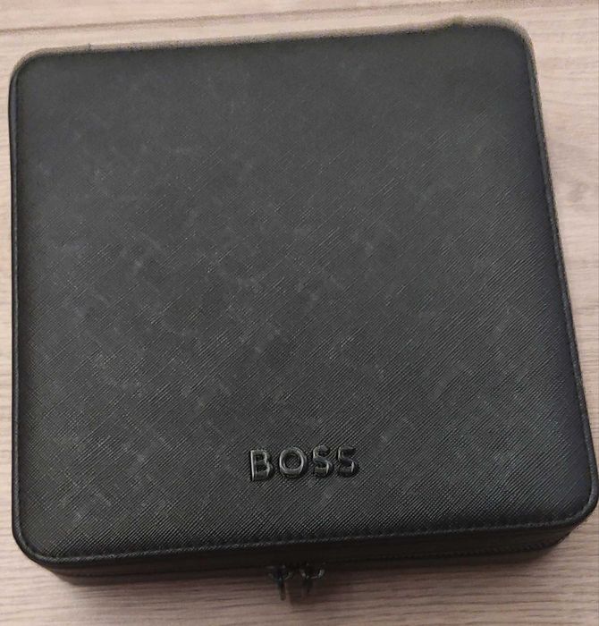 Oryginalne Nowe pudełko na biżuterię Hugo Boss