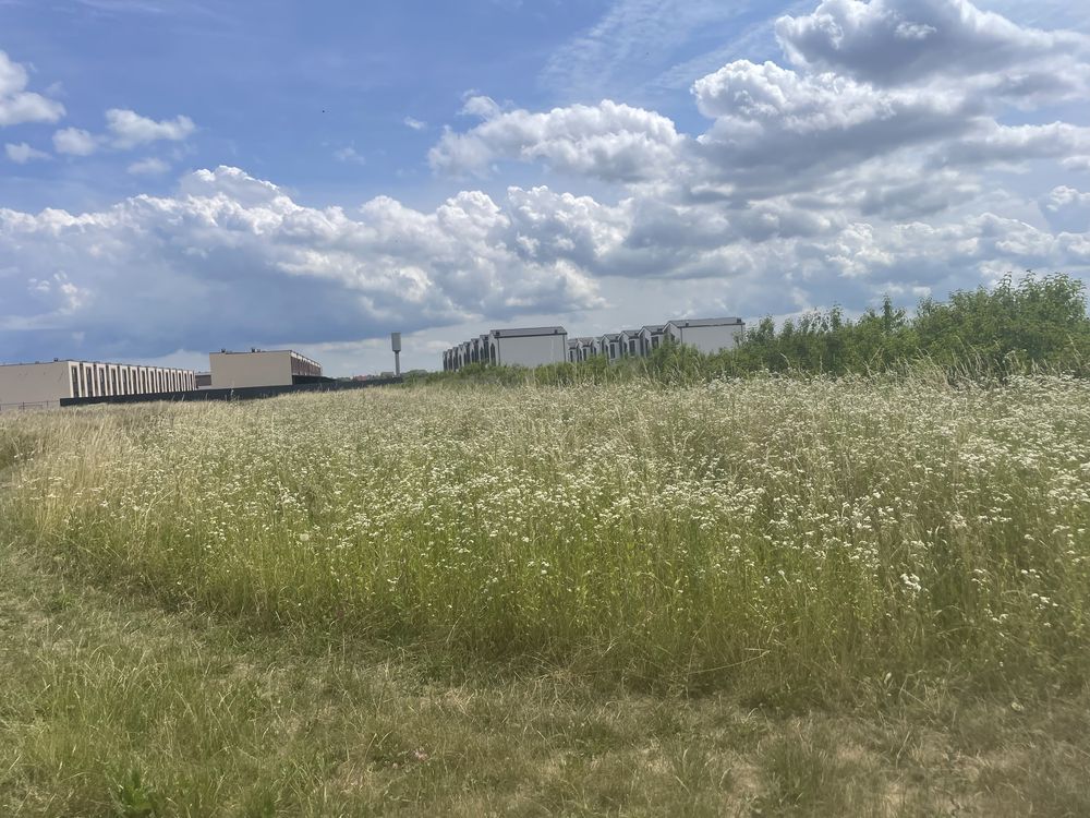 Продається ділянка в Сторожниці
