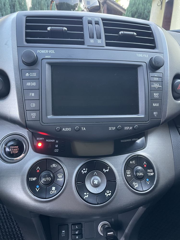 Toyota RAV4, 2.2 DCat, A/T, 2011