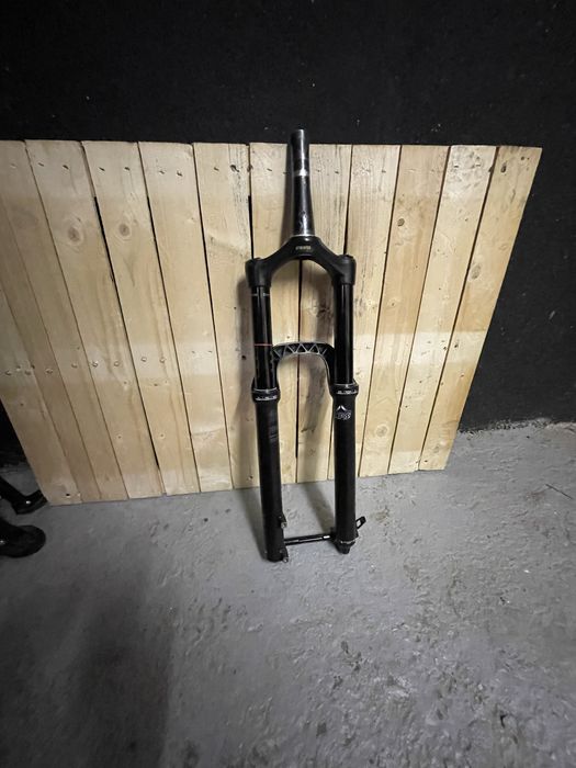 Rock Shox Lyrik  29