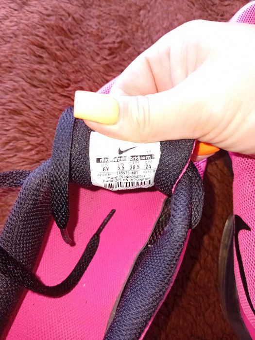Buty sportowe damskei Nike 38,5