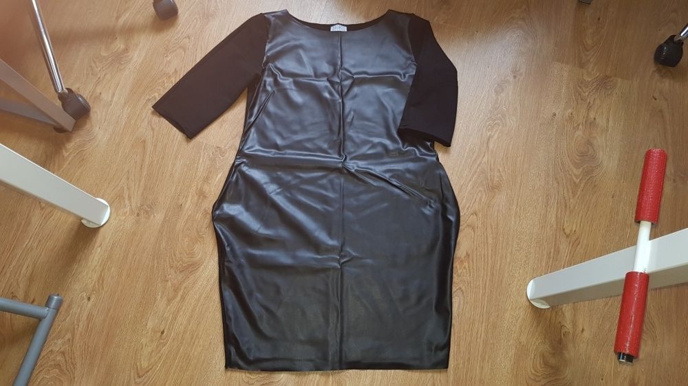 Super sukienka przód imitacja skóry roz.L super !!!