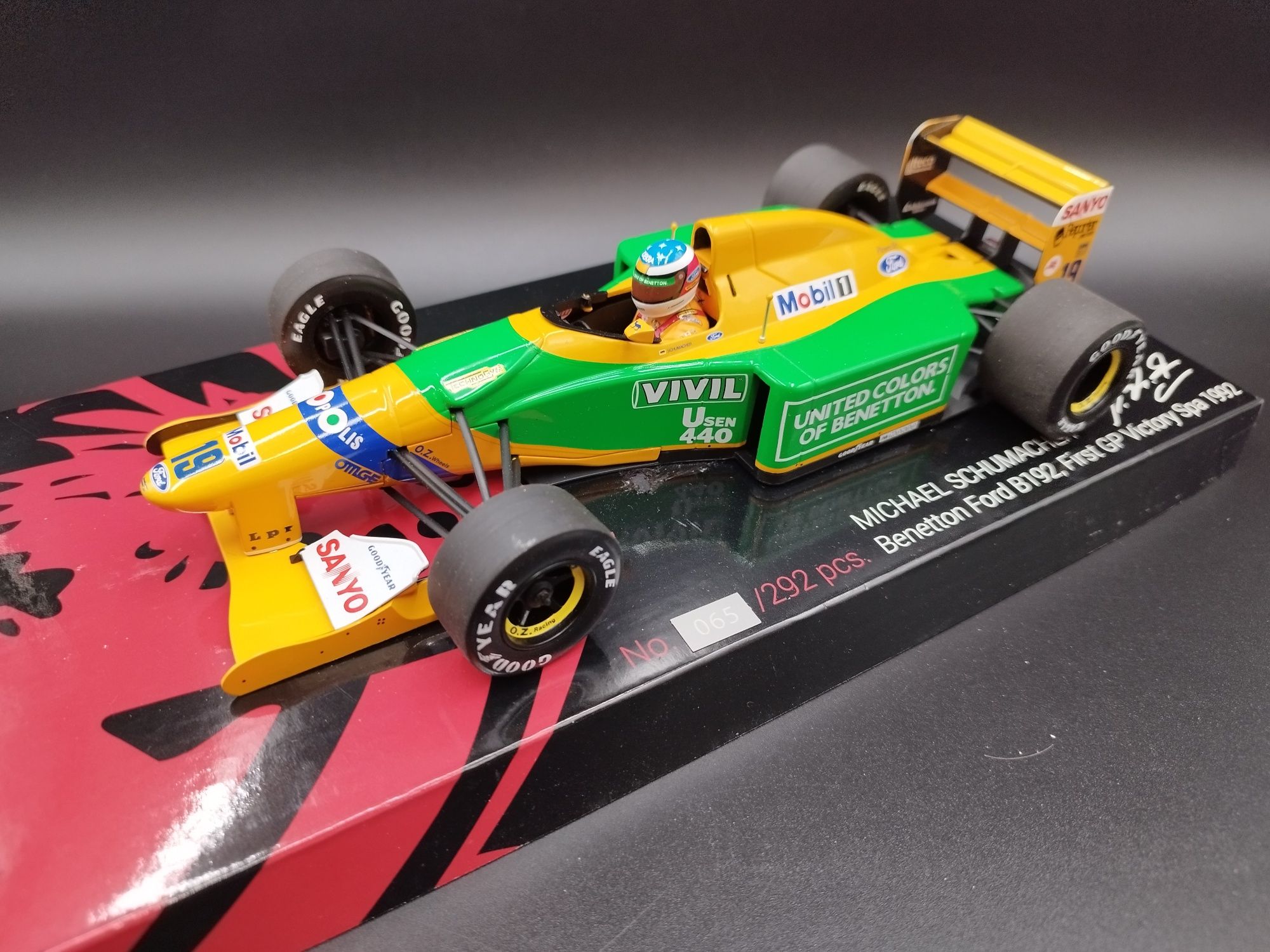 1:18 Minichamps Benetton Ford B192 M.Schumacher Champion 1992 limit292