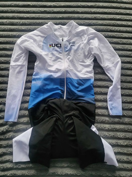 Вело комбінзон є розміри пишіть скину додаткові фото