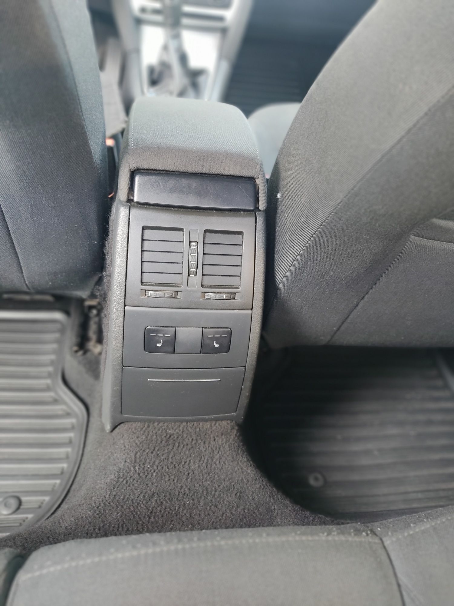продам легковий автомобіль