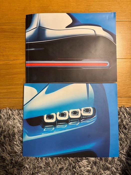 Lego Bugatti Chiron- częściowo złożony