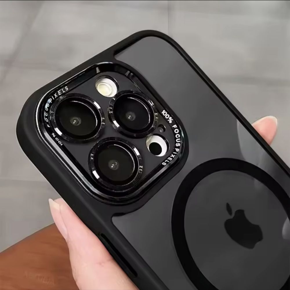 Etui iPhone 15 czarne MagSafe
