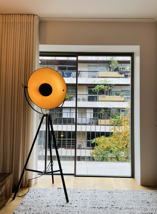 Candeeiro de pé - Area Store