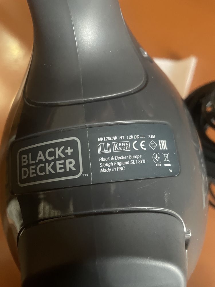 BLACK&DECKER NVB12AV пилосос автомобільний