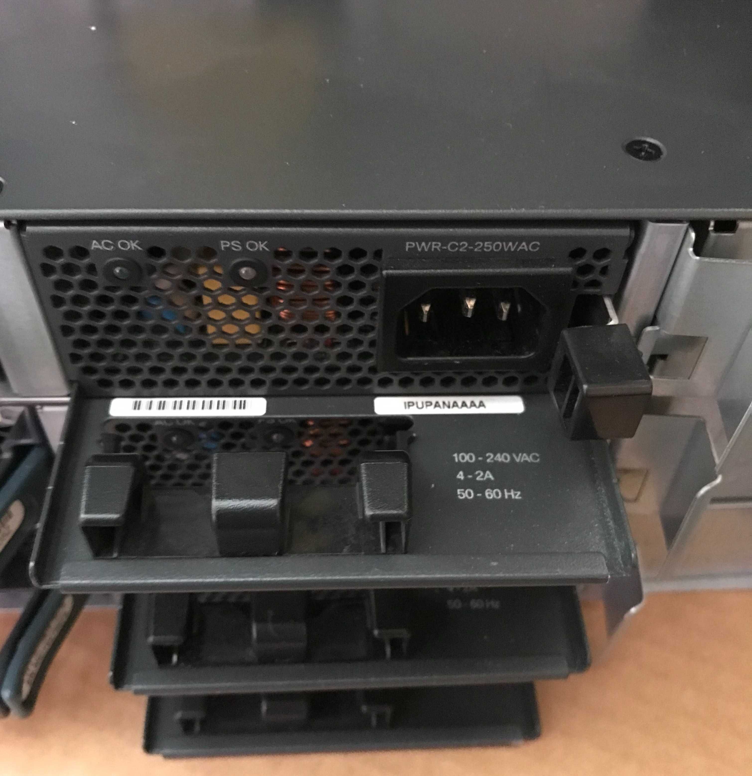 Комутатор Cisco Catalyst 3650 WS-C3650-24TS-S