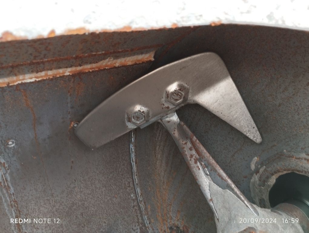 Máquina de bombar betumilha
